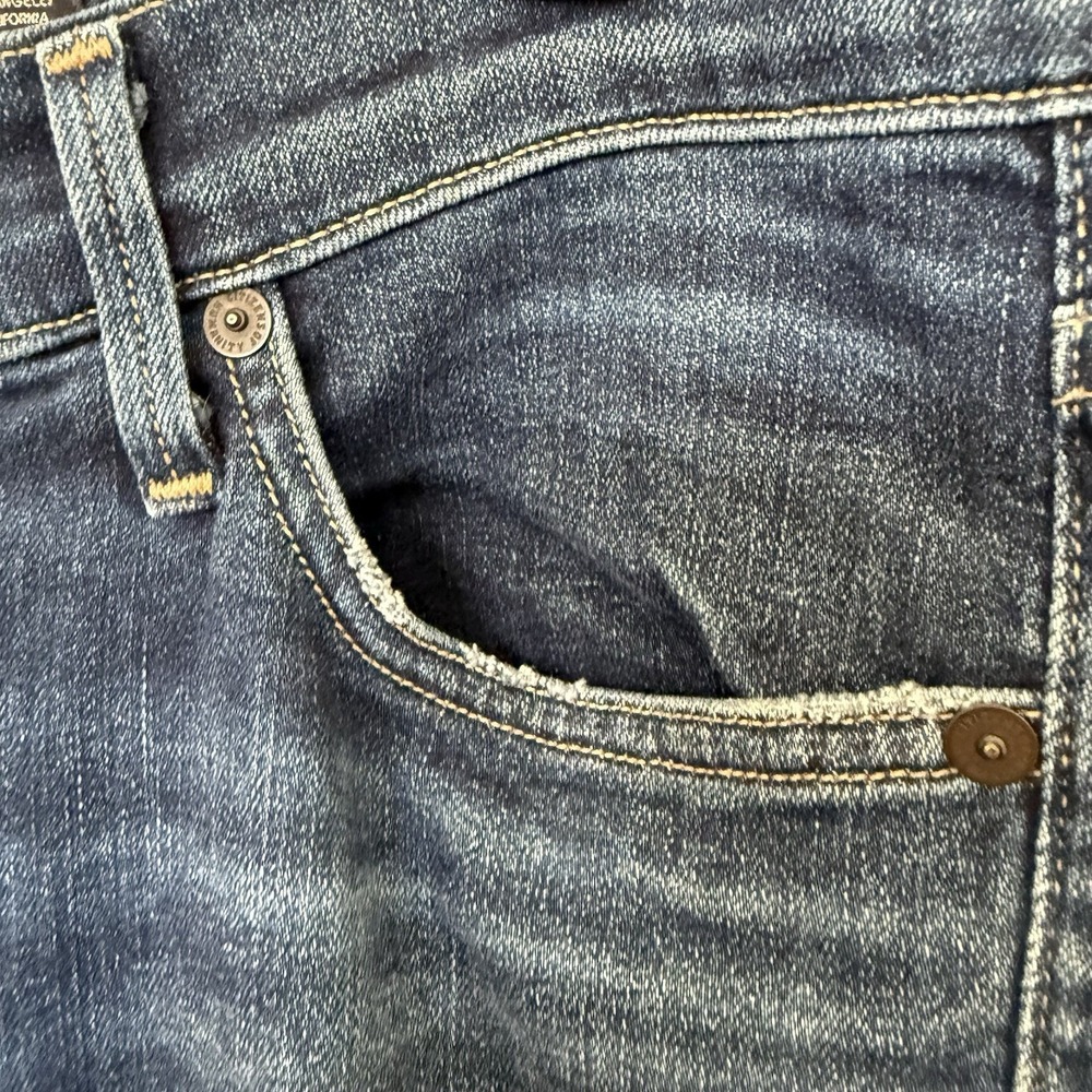Citizens of Humanity Emmanuelle Petite Slim Boot Jeans Size‎ 31 Med Wash Flared - Picture 3 of 10